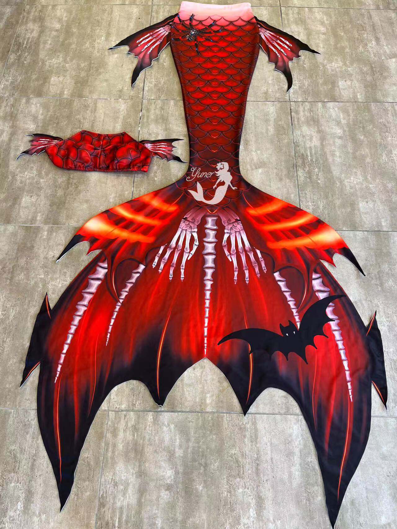Aquarium & Marine Museum Kota Kinabalu - بدلة سباحة أصلية للرجال والنساء على